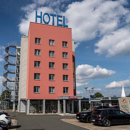 Qualitel Wilnsdorf Hotel ภายนอก รูปภาพ