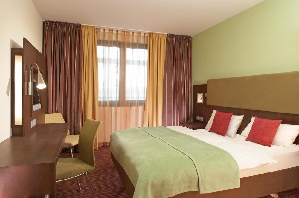 Qualitel Wilnsdorf Hotel ภายนอก รูปภาพ